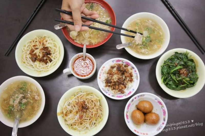 【新北三重小吃】三重現做赤肉羹-滷肉飯好吃的秘訣大公開!適合上班族的銅板小吃