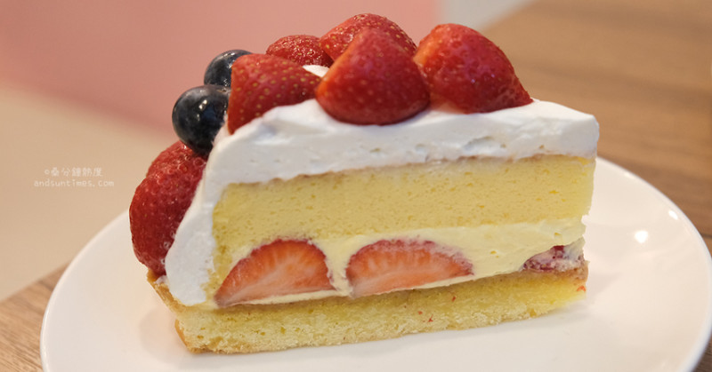 【台北】Sweet Tooth｜草莓杯♡草莓千層♡草莓牛奶♡草莓塔，用滿滿草莓甜點迎接冬季！ - 桑分鐘熱度