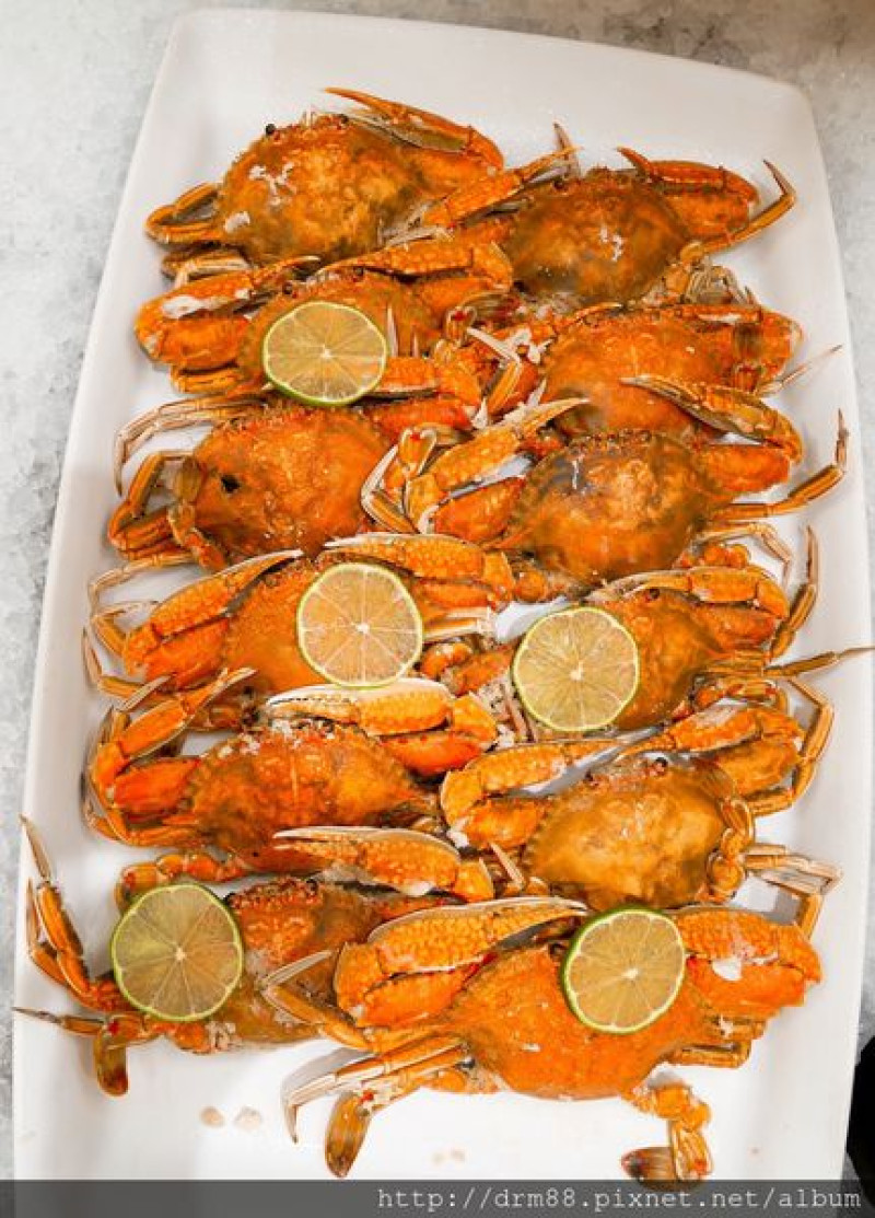 台北東區最超值自助餐吃到飽，神旺伯品廊自助餐晚餐吃到飽，螃蟹海鮮吃到飽，精緻好吃CP值高