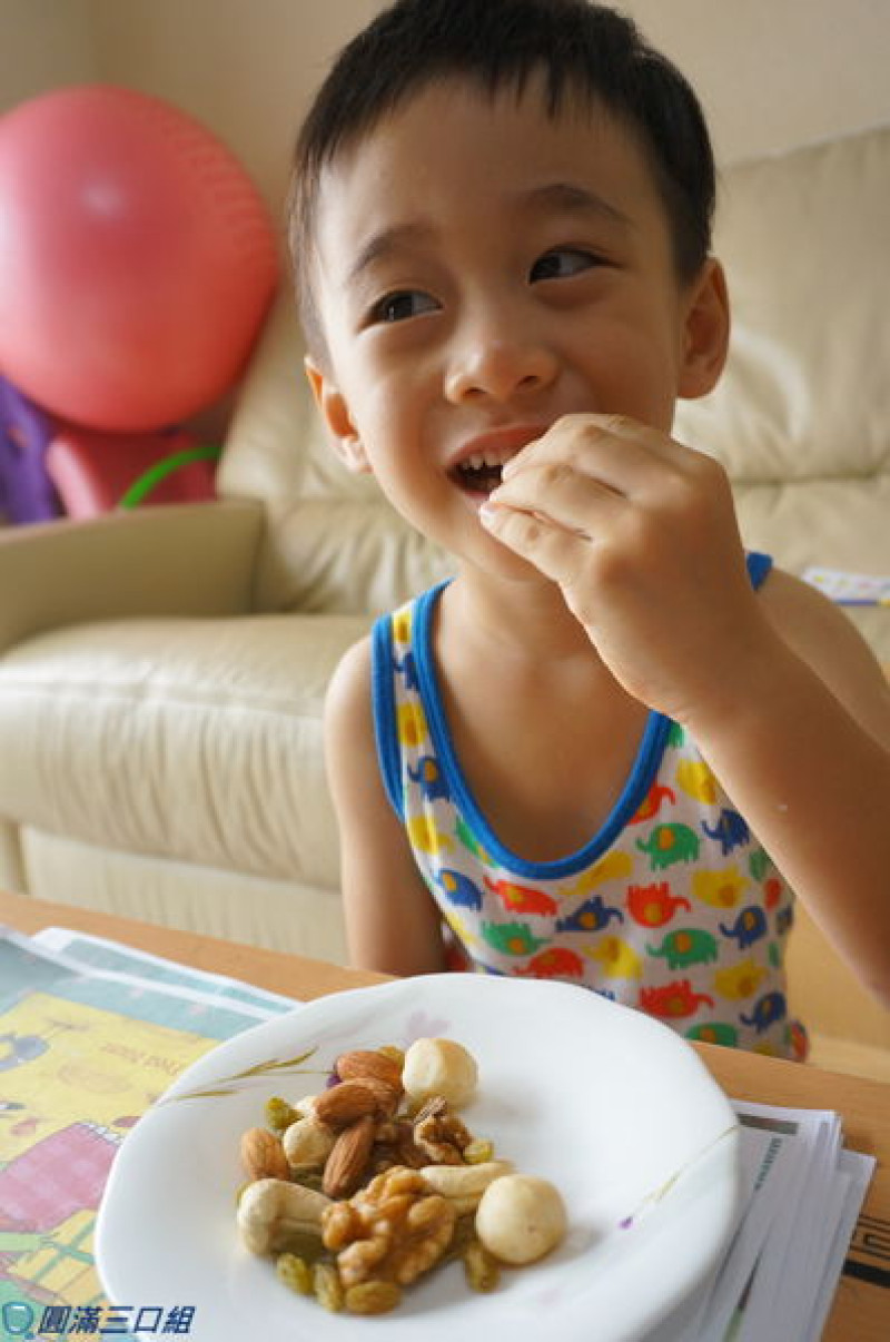 【伴手禮推薦】彌菓migoo_頂級堅果禮盒@低溫烘培的頂級堅果感動 不過度調味給你最天然的原汁原味