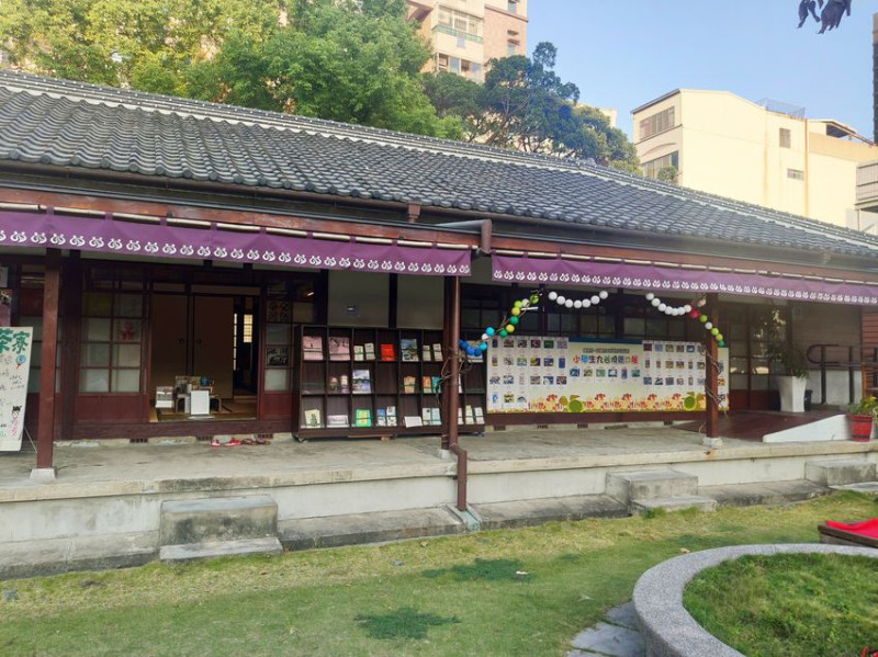 納涼屋-台南/府中街 一秒置身日本變身櫻花妹 - 潔絲蜜愛生活