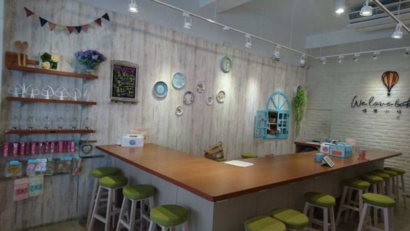 【台中 豐原】想親自做蛋糕送對方，但又不會烘焙，別擔心這裡可以自己烘焙DIY『唯樂小時光』(內含烘焙DIY價位