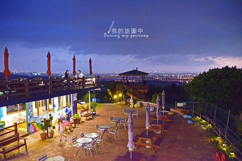 《桃園蘆竹》151高地景觀咖啡 一起到山上喝咖啡、俯瞰五光十色絢麗夜景