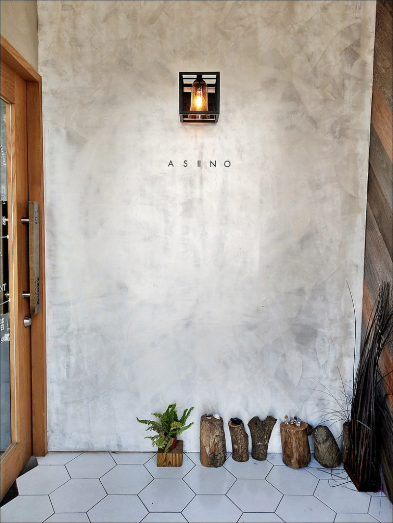 [台中] Asiino二驢餐酒館 台中披薩推薦 拿坡里餅皮Q彈好吃我們喜歡