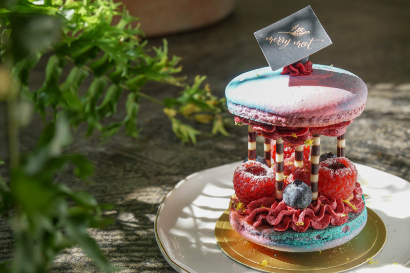 [高雄]Merry meet好聚-旋轉木馬甜點!網美必來夢幻IG打卡餐廳 - 美食好芃友