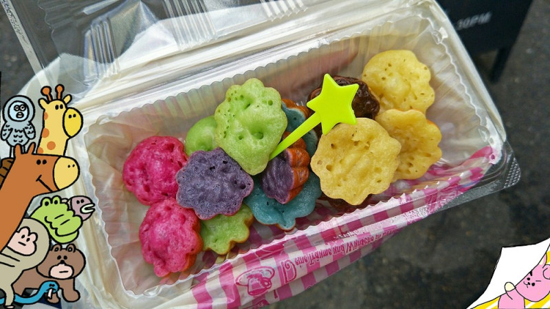 嘉義小吃_彩虹燒泰婆婆椰米燒│嘉義文化路新一代打卡熱門美食！超繽紛的自然椰米燒(隨手札記) - 愛伊特candy的分享樂園