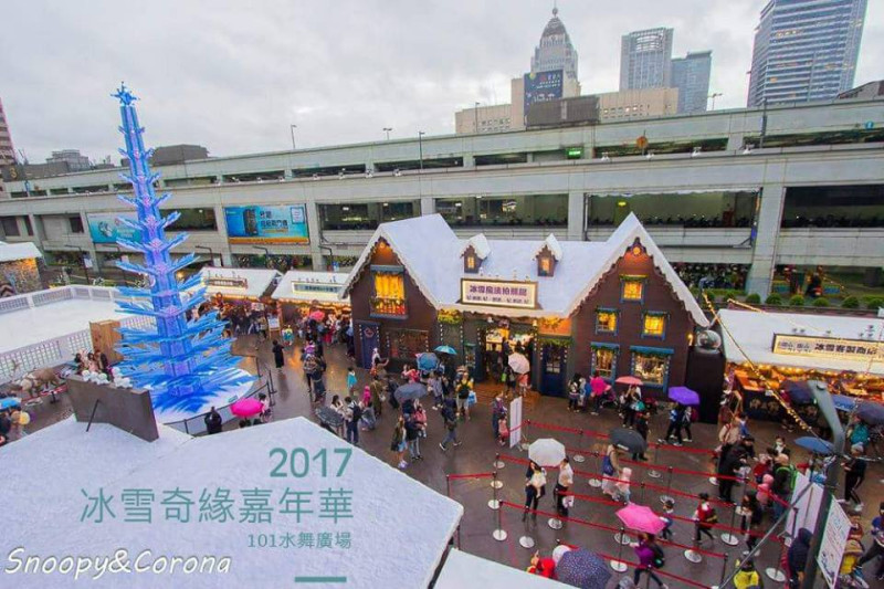 【玩樂．台北】2017冰雪奇緣嘉年華攻略必看～101水舞廣場艾莎、安娜和雪寶陪你一起過聖誕