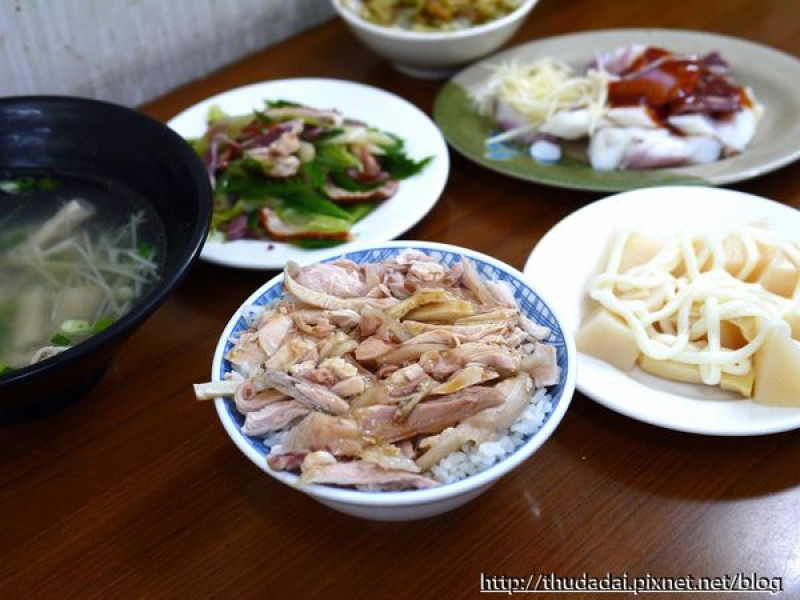[宵夜食記] 宜蘭羅東－古早味三星蔥油雞飯