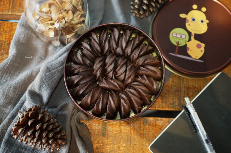 【台中西屯】超夯排隊曲奇餅乾『短腿阿鹿餅乾-逢甲店』。獨賣可可亞口味│入口即化好涮嘴│台中彌月禮盒│台中伴手禮推薦