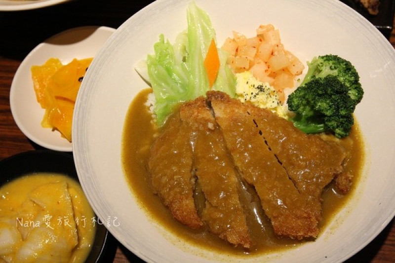 苗栗竹南老蓋Loud Guy蓋飯料理。堅持食材現點現做美味蓋飯,竹南火車站平價親民好選擇(免費WIFI)        
      