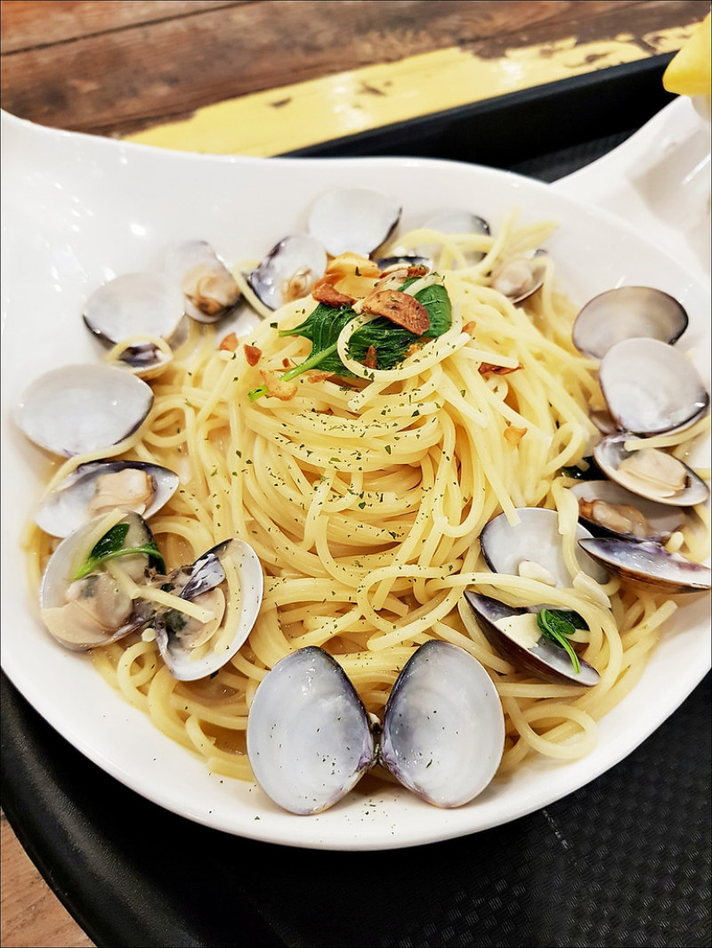 [台中] 義品院義大利麵焗烤 台中大遠百大食代美食街義大利麵 簡單不貴味道不錯可吃飽