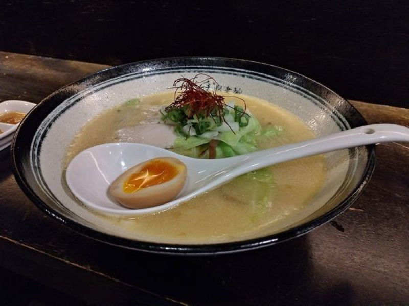 【桃園｜中壢美食】重熙老麵｜滴雞精般的香醇濃郁 / 中壢美食推薦 / 威尼斯影城美食