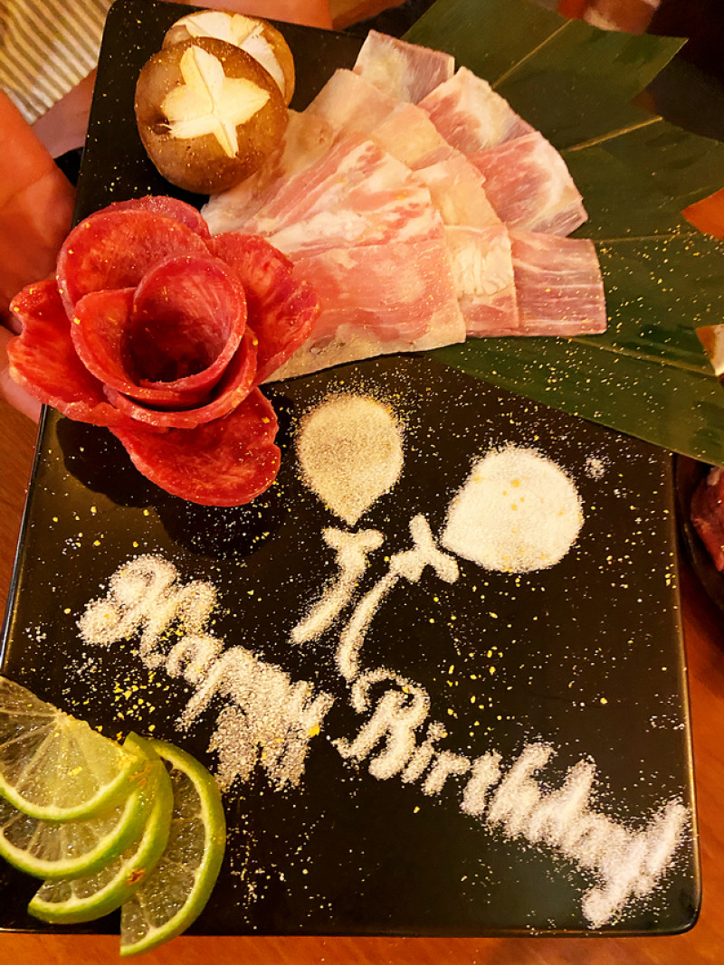 超浮誇牛舌玫瑰，沒吃過馬太郎別說你懂日式燒肉！台北燒肉推薦/中山區燒肉