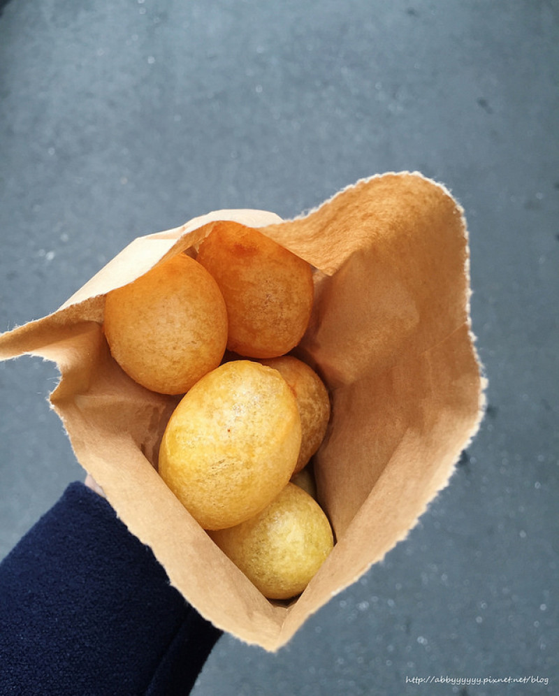 【新北．新莊】QQ蛋、芝麻球-耐心排隊才吃得到的現做美味地瓜球