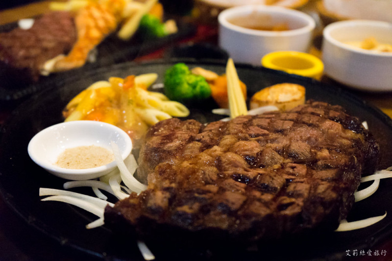 鮮切牛排》肯牛鮮切岩烤牛排 濕式熟成品嚐牛肉最佳口感 - 艾莉絲愛旅行