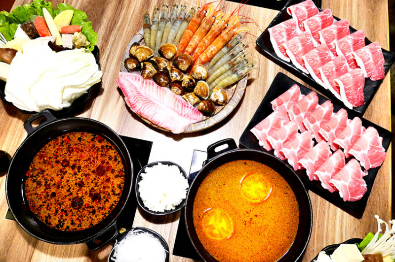 [新北新莊] 為了吃火鍋今天就來揹黑鍋精緻鍋物