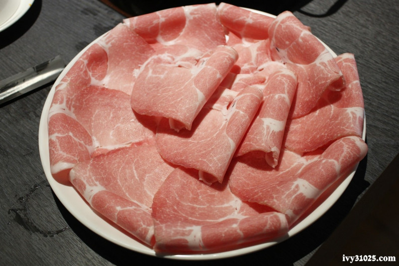 台南美食 | 方圓涮涮屋-台南崇明店 | 平價高級肉專賣 | 經典蝦爆雙人套餐 