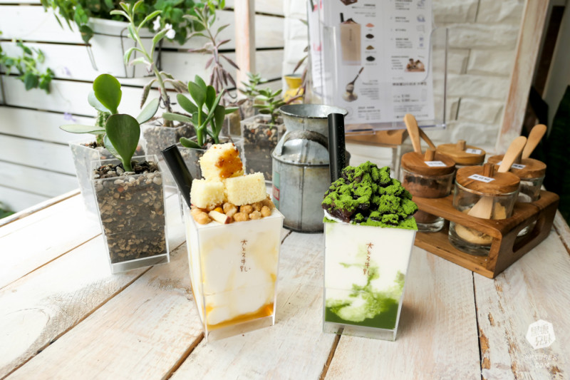 高雄美食 ootoro milk 大とろ牛乳 爆紅ＩＧ冰品 西子灣最新必吃店家 膠原蛋白牛奶冰讓你白泡泡幼咪咪