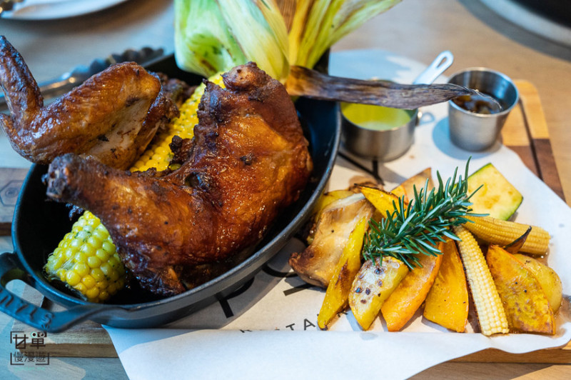 內湖獨樹一格北歐創意料理氣氛餐酒館 慵懶就是特色風格，銷魂脆皮桂丁雞豪邁動手剝，美味生菜沙拉懶得切