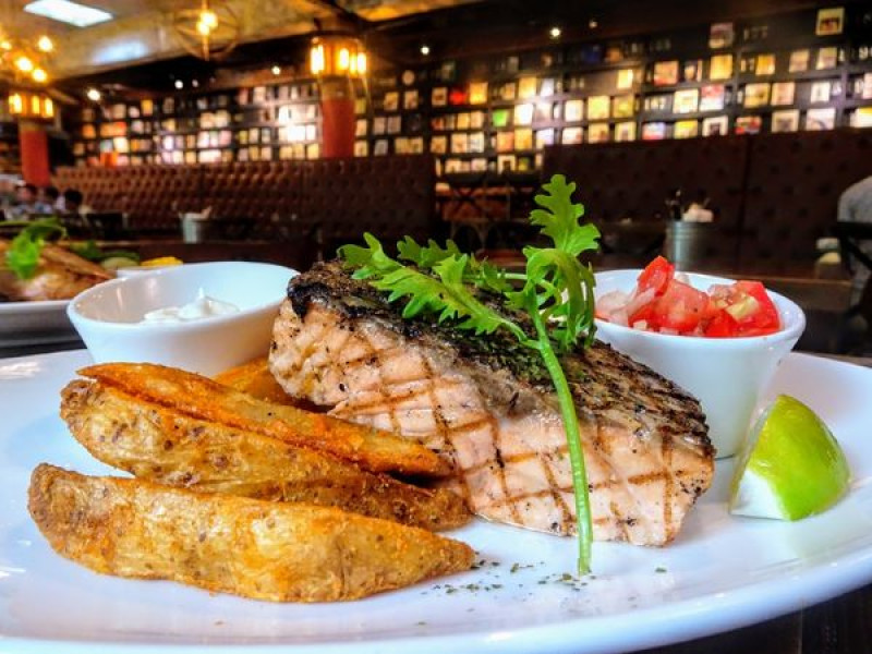 新竹東區｜LALA Kitchen新美式餐廳～愜意校園中的美式南方菜！多樣化私房餐點任你選擇～