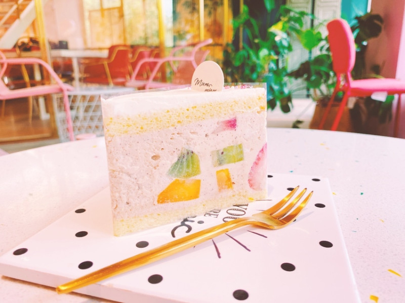 【新竹 美食/甜點】Mum,Mum 饅饅好食，清爽的戚風與新鮮的水果相遇在少女心的咖啡廳。