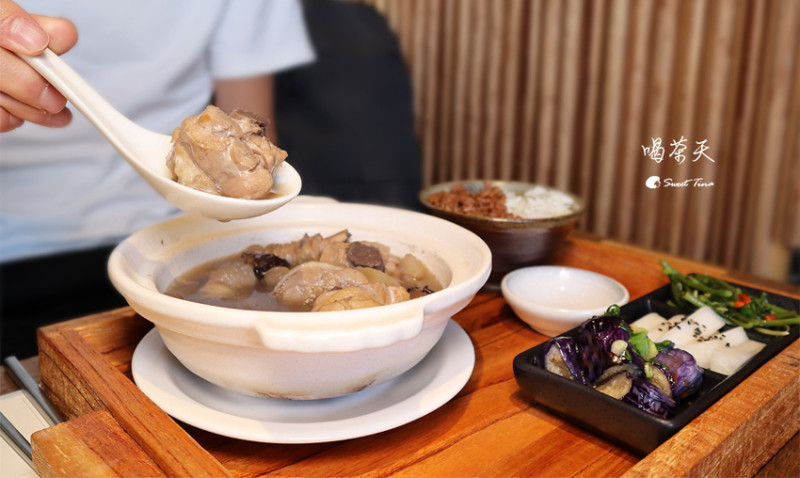 【鶯歌美食】喝茶天Teaday - 鶯歌老街餐廳推薦 / 美味中式料理. 均無添味精與人工調味料 / 泡茶. 珍奶DIY