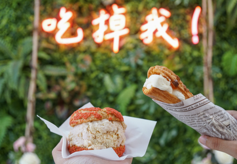 [高雄]吞吞手作泡芙-美美酥脆冰淇淋泡芙!趣味夢幻鞦韆IG打卡牆 - 美食好芃友