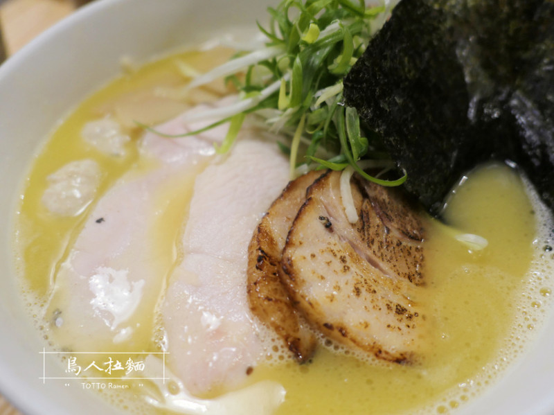 台北中山—鳥人拉麵｜紐約風濃郁雞白湯拉麵 百元多汁炸雞必點｜中山站、林森北路