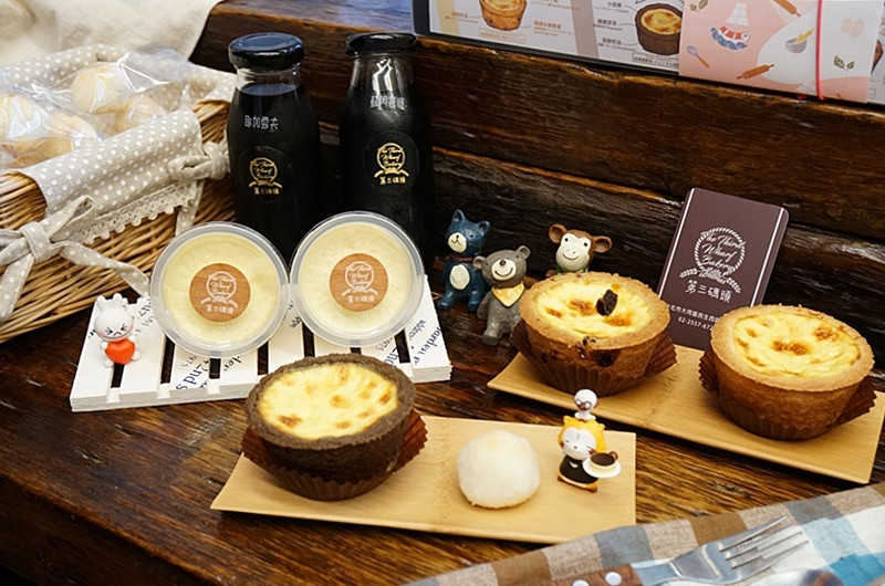 別再說布丁塔吃起來都一樣，這家的酸種布丁塔真的很不一樣!!