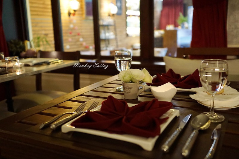 【台中南屯】巷弄民宅內的優雅法餐『Delys & Sens 得梨思法式料理』－質感系法式甜點｜露天小酒吧｜約會餐廳推薦