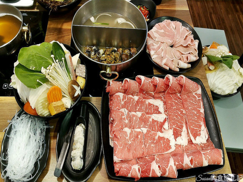 中和美食|瀧厚鍋物堅持厚切的頂級肉品，湯底也有多種選擇~激推蛤蜊爆爆鍋鮮甜湯底讓人好喜歡 景安捷運站美食