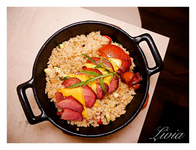 台北美食餐廳║台北中山區 捷運中山站 BLAnC.中山│中山咖啡聽推薦│早午餐│手作甜點│北歐風咖啡廳 ❤跟著Livia享受人生❤