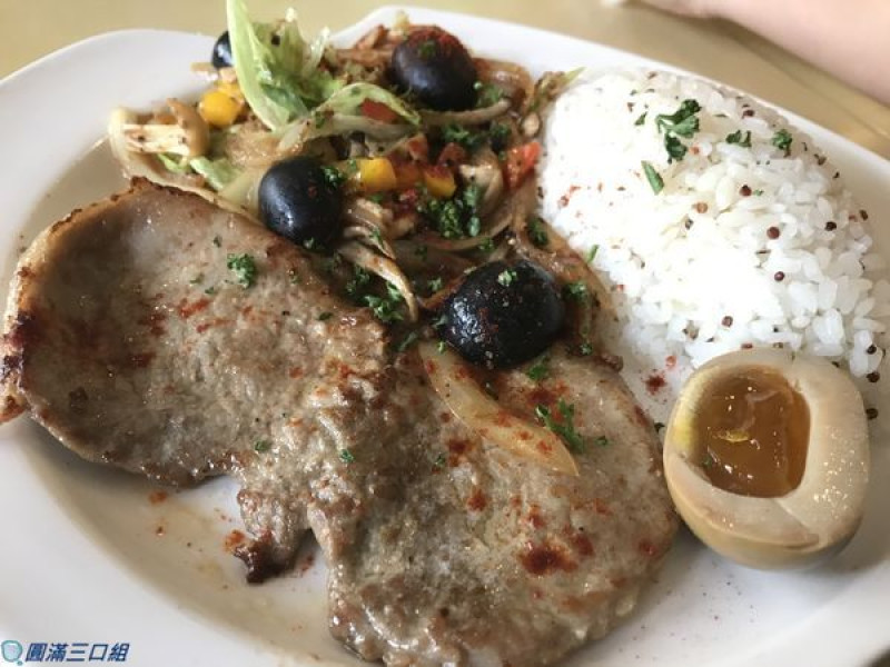 【食記】高雄鹽埕_心之菓風尚餐飲食堂@想吃現做的好料嗎 先找到我再說