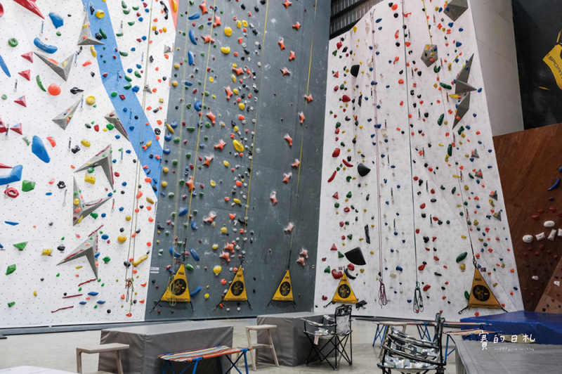 台中攀岩 Dapro indoor climbing 室內攀岩場｜台灣設備最齊全的攀岩場，完美場地、專業教練，新手來也可以快快上手！