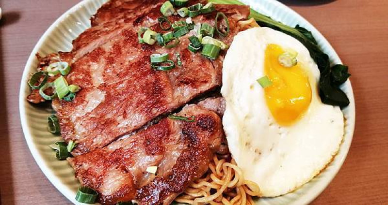 【台北市大安區美食記】點8號 星級名廚點心專賣 平價港式茶餐廳 東區光復南路餐廳推薦 鄰近捷運國父紀念館站