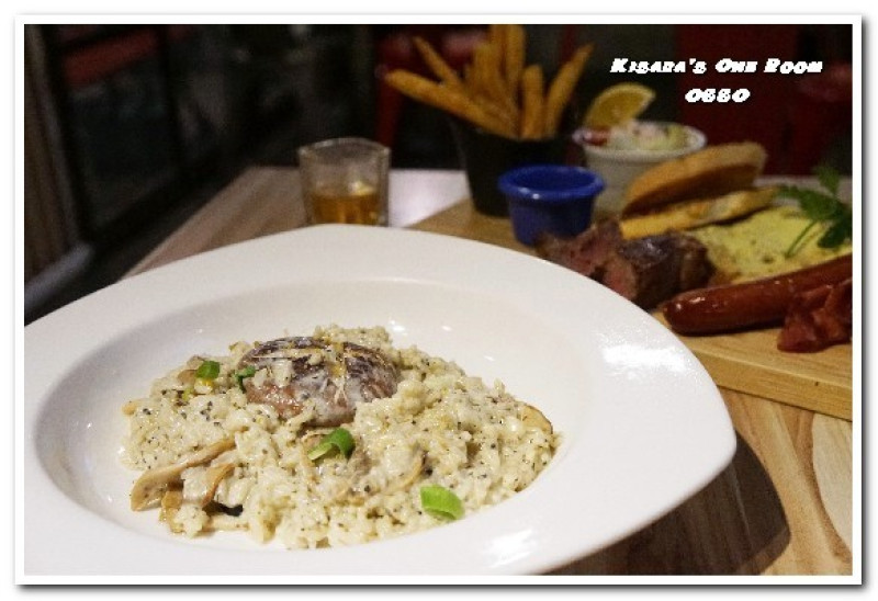 新店美食．和狗狗一同度過美味的悠閒時光──OSSO美式餐廳              