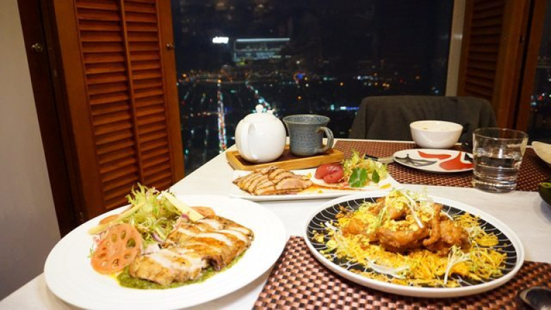 [高雄美食] 融 中式。新作-居高臨下美景x融合中式創意/ 高雄約會餐廳 /高雄景觀餐廳 /高雄約會餐廳
