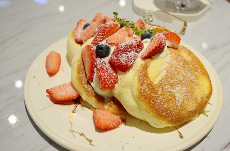 全新開幕的網美甜點店，現身在斗六市區！經典舒芙蕾令人超幸福~