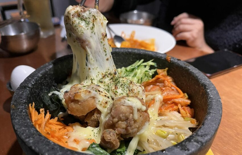 中山站美食｜四米大石鍋拌飯專賣:隱身於巷弄二樓的韓式料理