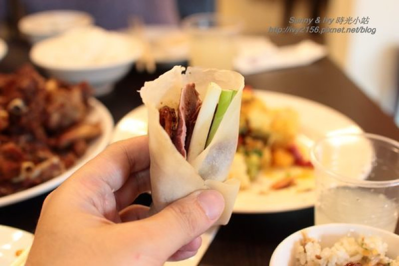 【高雄苓雅食記】老正興可樂哥烤鴨家常小館。老字號的江浙菜，烤鴨、韭黃鱔魚不可錯過的美食