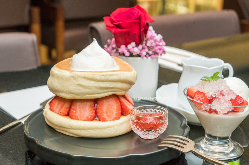 台北必吃來自北海道舒芙蕾鬆餅-椿Tsubaki Salon | 季節限定『北海道粉雪厚鬆餅 草莓』、春季限定『北海道粉雪厚鬆餅 柑橘』、中山站必吃甜點、下午茶推薦