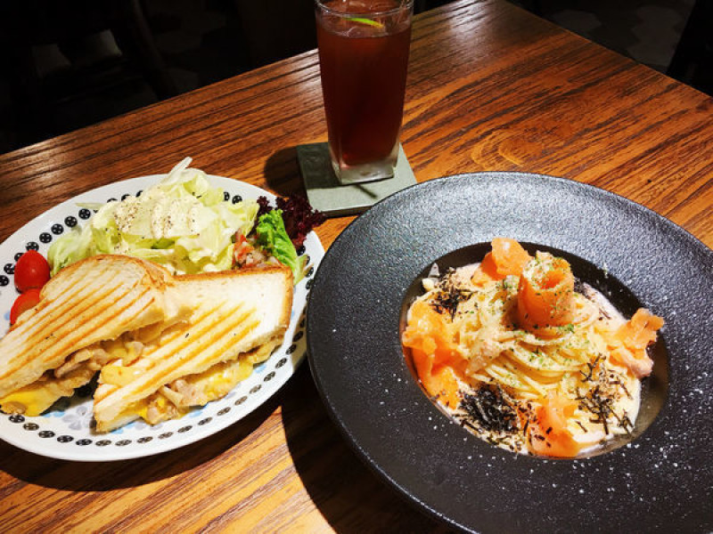 ||吃。台北|| 伍伍零 四號公園旁漂亮義大利麵咖啡館