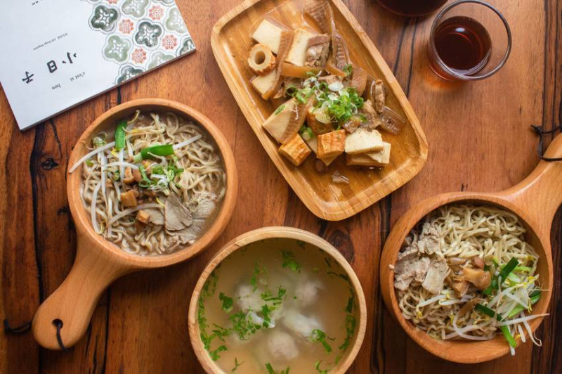 台南中西區｜葉明致麵舖-古早味新生，老宅改造成網美麵店