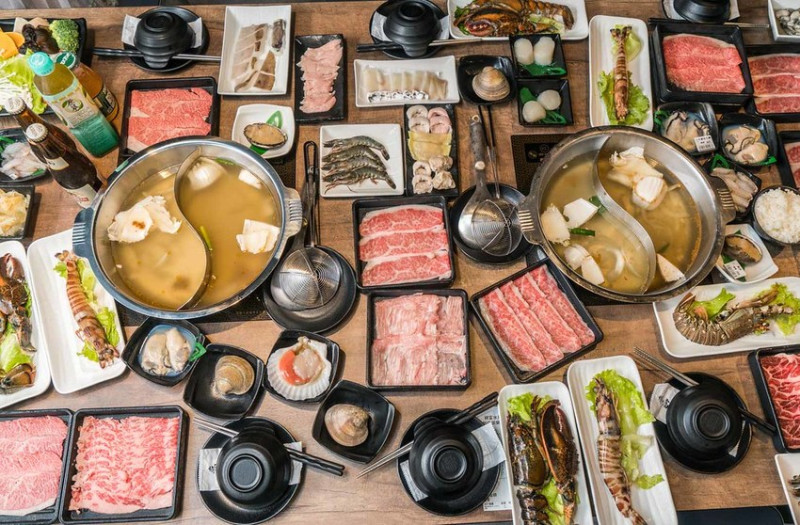 新北新店鍋物｜祥富水產火鍋超市進駐新店家樂福 價位湯底30元、網路訂位、不收服務費、波士頓龍蝦只要188元