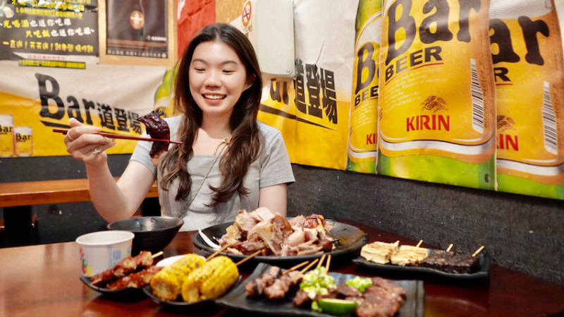 [萬隆美食] 雞老闆 台北桶仔雞推薦｜台大、師大學生最愛萬隆居酒屋，免費送桶仔雞！（內有生日優惠）