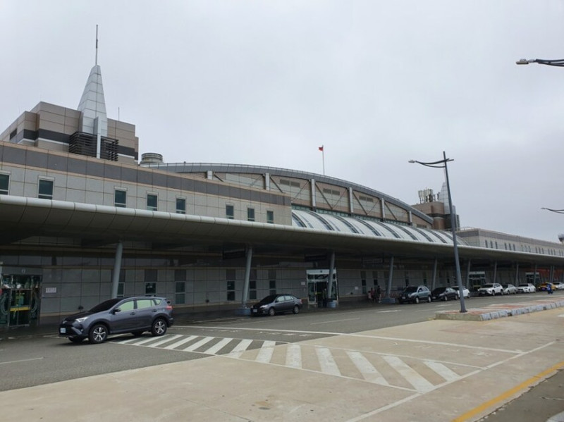 【澎湖】冬季遊澎湖 - 蜜月第一站，走路遊市區，景點走跳心得(一) | 怪獸生活五四三