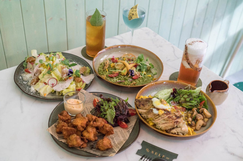 遠離塵囂的白天酒吧『self oasis』 大安區高質感餐酒館、科技大樓站隱藏版美食、網美打卡餐廳