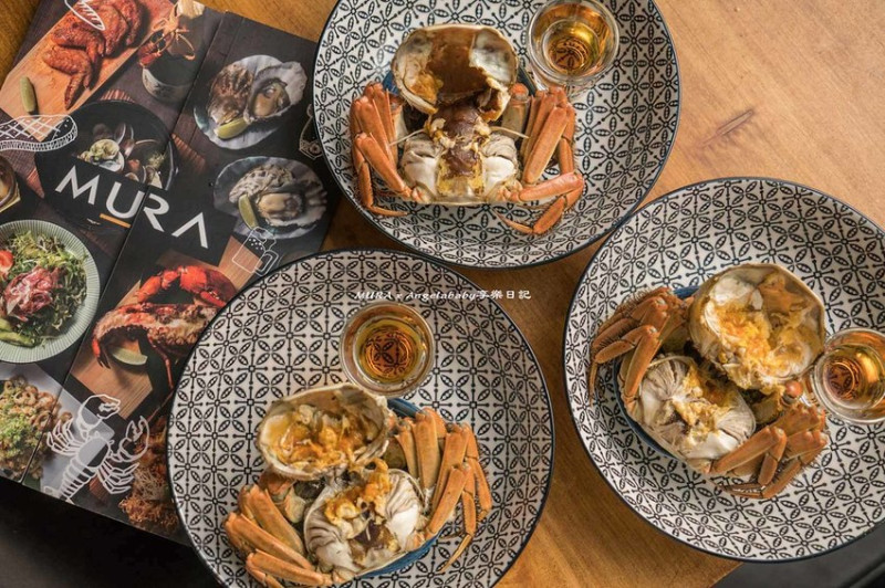 台北最佛心吃大閘蟹推薦｜Mura Lunch&Dinner . Sake/Wine Bistro｜大安區餐酒館｜音樂餐廳｜現場爵士演唱｜球賽餐廳｜忠孝敦化聚餐｜女星何依霈｜超值定食套餐