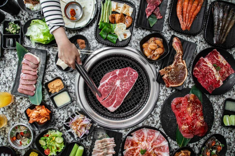 桃園市中壢區Oh ! Yaki 日式精緻炭火燒肉-中壢店｜千元以下超豪華版燒肉吃到飽，百種食材任點吃到飽