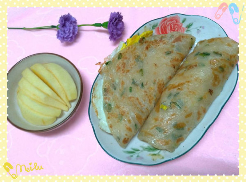 在家就能吃到純手工製作的"阿丹家手作蔥油餅"，外酥內Q、蔥香十足，簡單方便、快速上桌的美味點心!